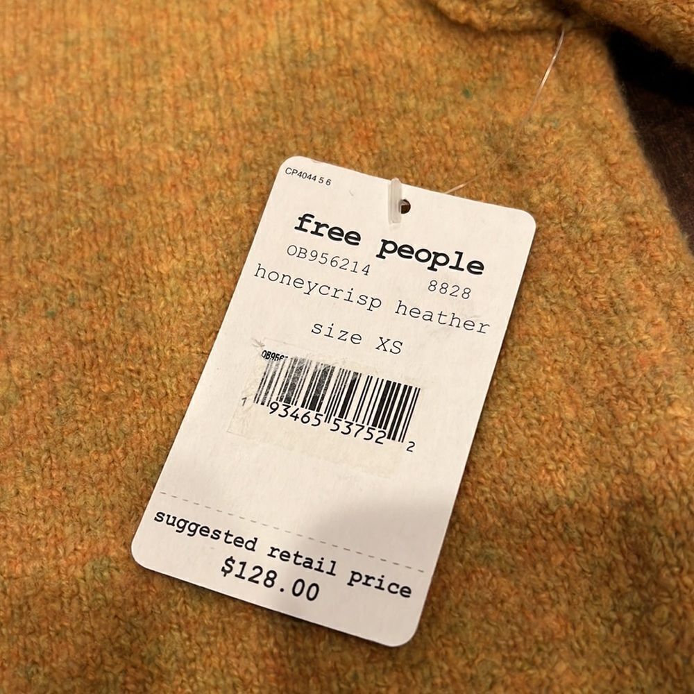 Free People Echo Beach Pullover XS mustard orange-yellow sweater Off-Shoulder - Picture 5 of 12